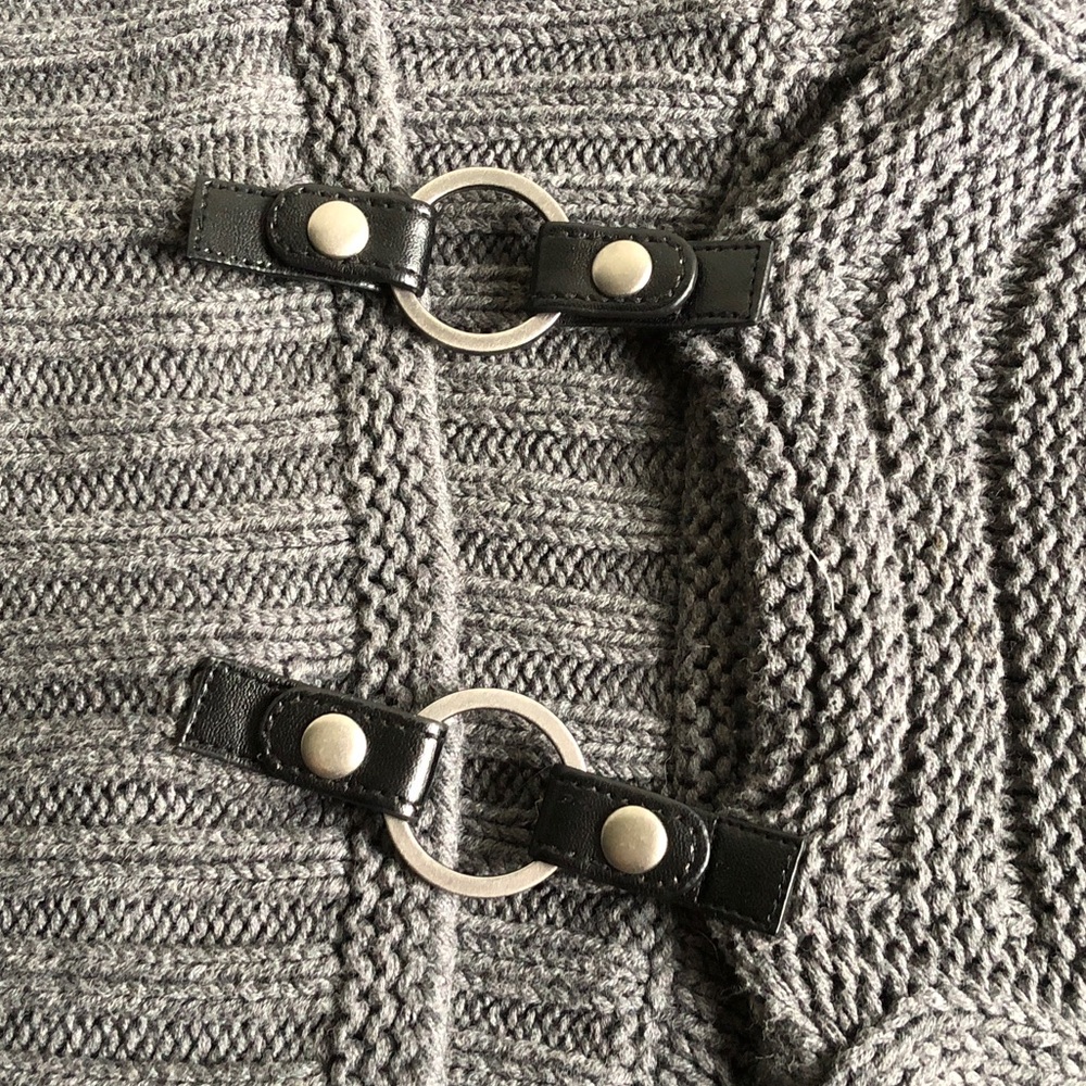 Tommy Hilfiger Shawl Collar Short Sleeve Sweater Grey Cotton Buckle Snap Front - Picture 10 of 15